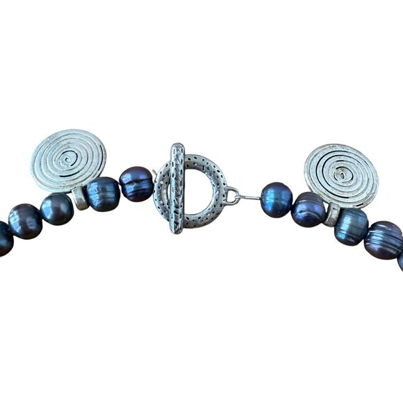 Real Pearl Necklace With Silver Toned Spiral Accents & Toggle Clasp - Picture 5 of 5